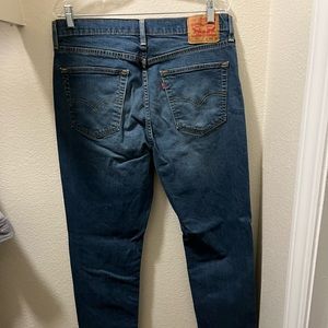 Levi’s 541 athletic tapered fit darkwash blue jeans size 34x32